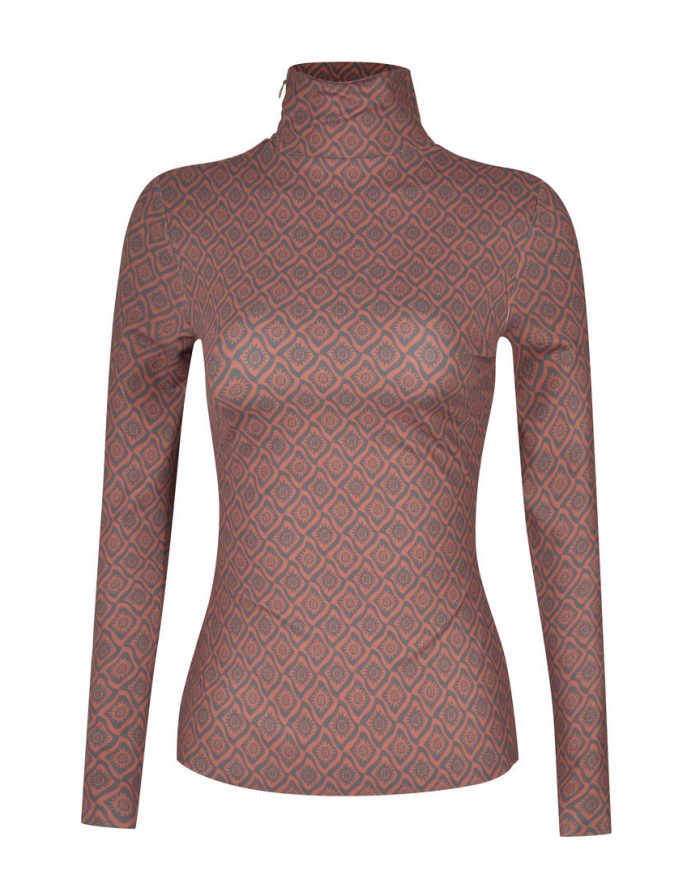 PRINTED LOGO  SKINWEAR TOP 02