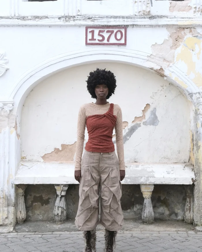 TWRINKLE FLARED CROPPED PANTS