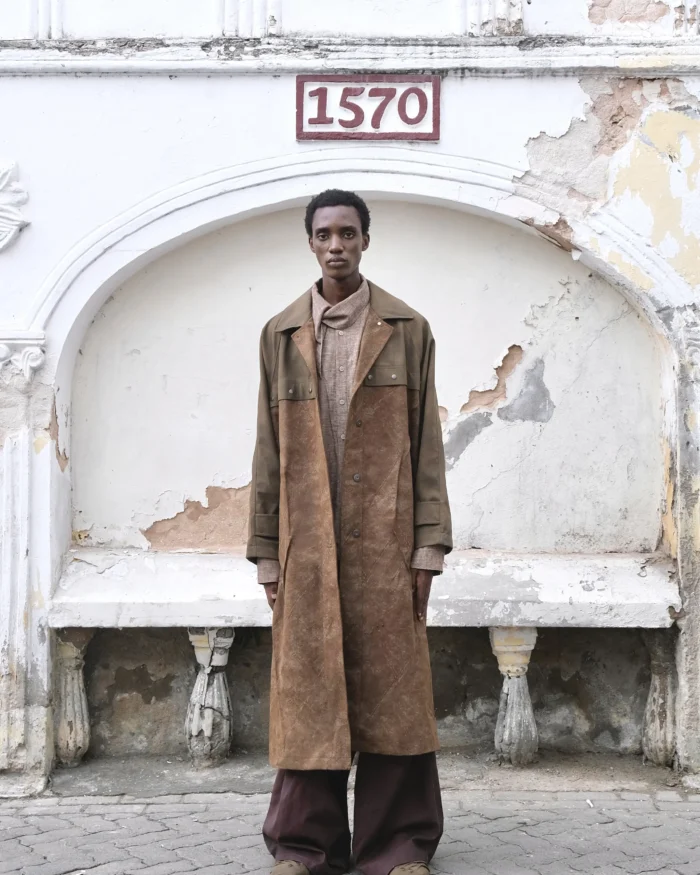 LAYERED WRINKLE DENIM COAT