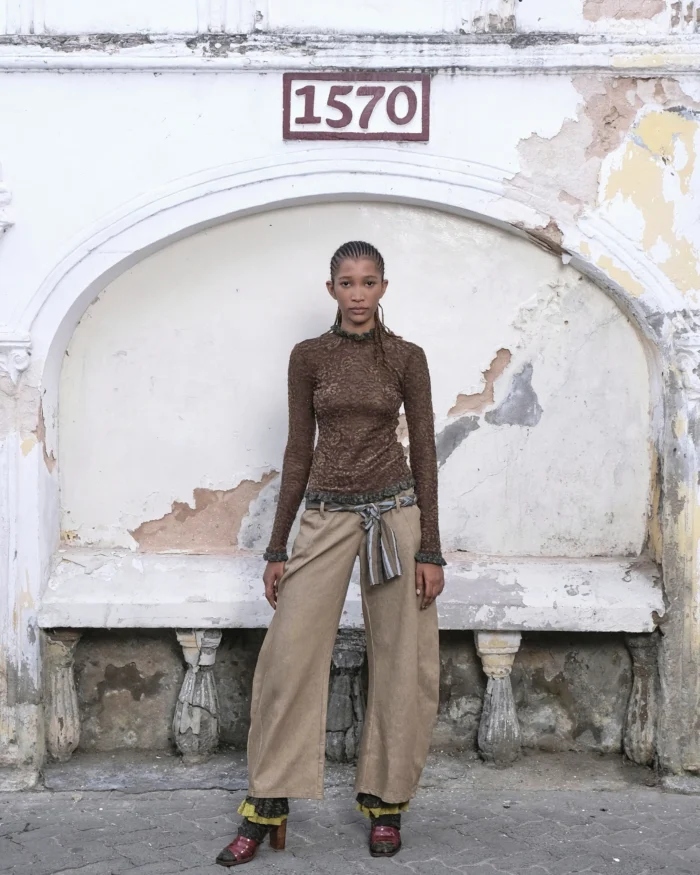 BEIGE RIBBON BELTED PANTS