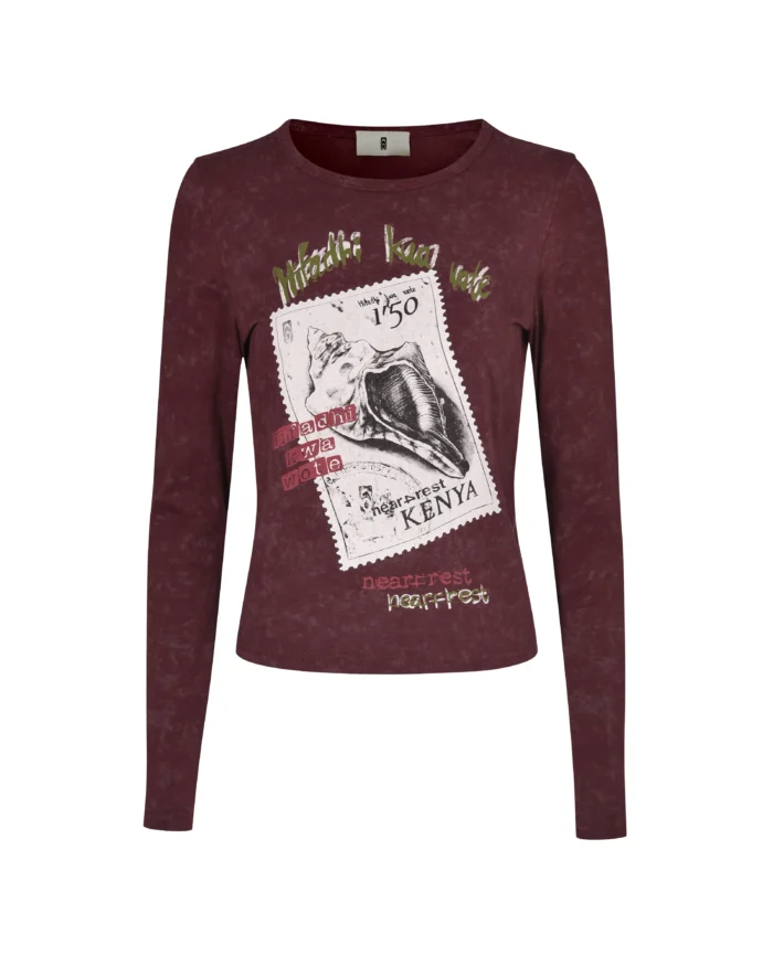 BURGUNDY SLOGAN STAMP TOP