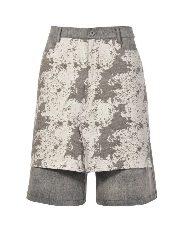 TEXTURE LAYERED DENIM SHORTS